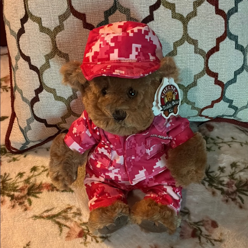 NWT’s Chelsea Teddy bear- Camouflage Teddy Bear- Toy 10” Says  Navy